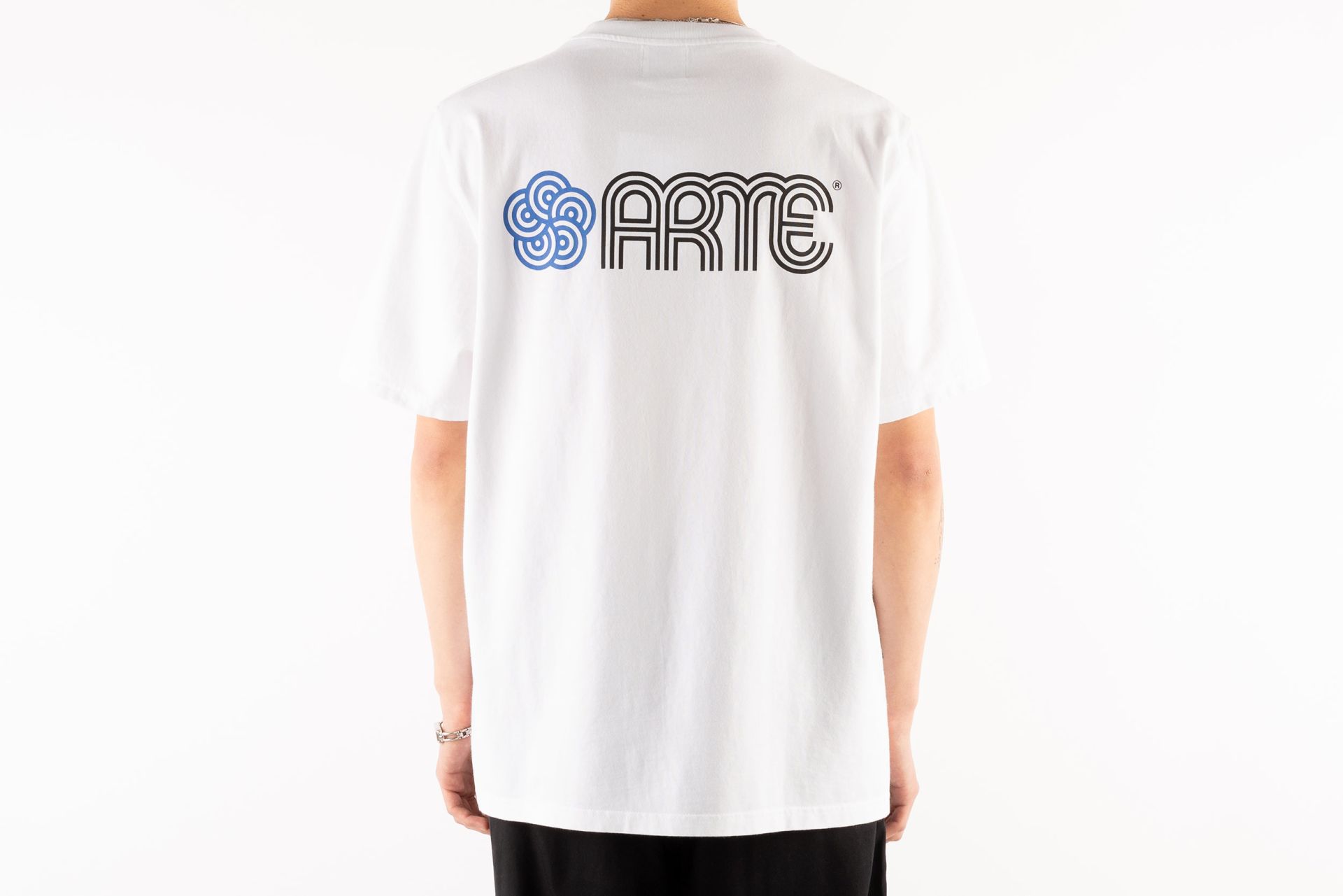 Arte Antwerp Teo Circle Flower T Shirt